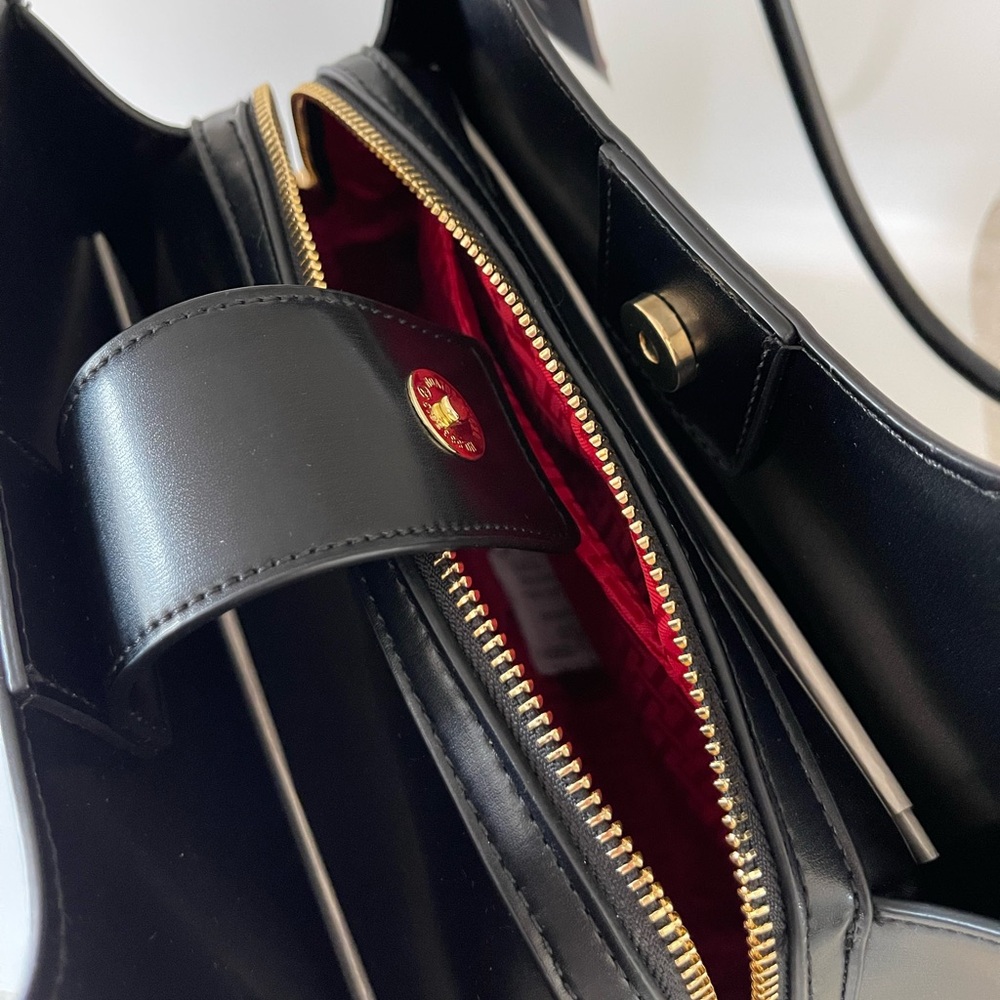 Halston Faye Black Hobo Shoulder Bag - Picture 10 of 12